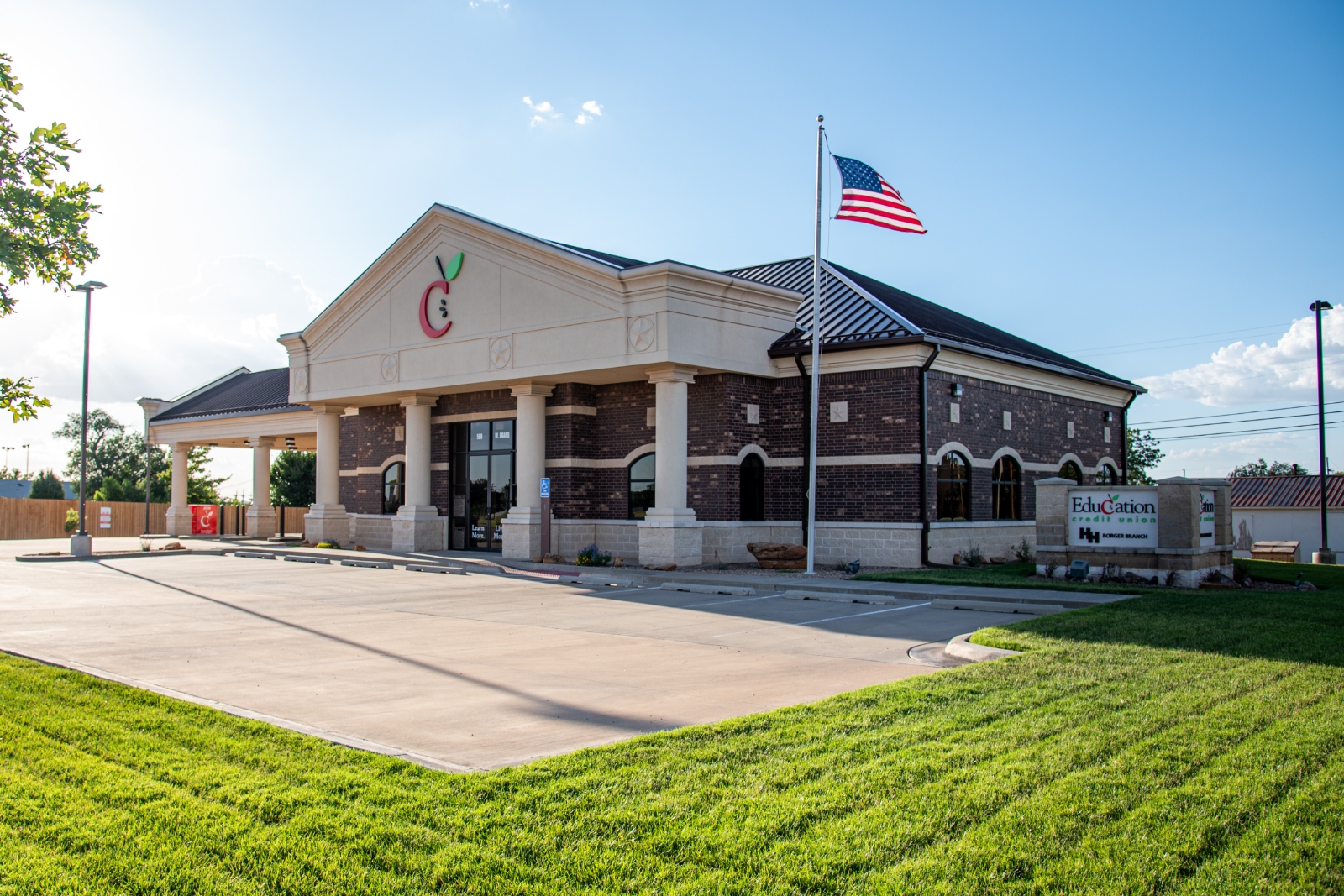 Exterior of the Education Credit Union Borger Branch